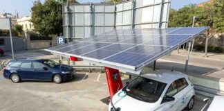 El Cabildo comienza las obras para dotar a la isla de seis nuevos puntos de recarga autosuficientes