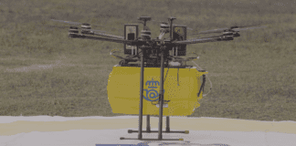 Correos exhibe los drones desarrollados en el marco del proyecto Delorean