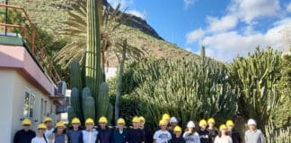 Alumnos de bachillerato del IES San Sebastián de La Gomera visitan la central eléctrica de El Palmar
