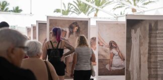 El mercado municipal de San Sebastián acoge este sábado una exposición de fotografía