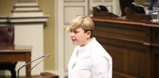 Nayra Alemán demuestra con datos que «las recetas del Gobierno funcionan” y están sirviendo para “transformar Canarias»