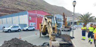 Avería en la canalización de agua que suministra a los depósitos provoca corte de suministro en la capital