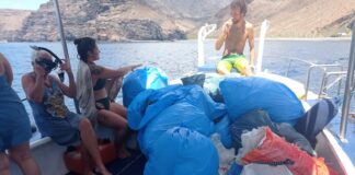 Contra viento y marea continúan la limpiezas del litoral por parte de Aglayma Ecológica en La Gomera