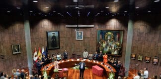 Casimiro Curbelo reelegido presidente en la que será su novena legislatura al frente de la Corporación