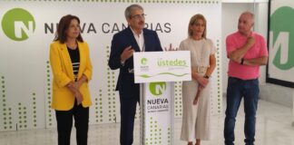 Román Rodríguez descarta ser candidato el 23J y confirma el inicio de conversaciones con CC y otros partidos de obediencia canaria