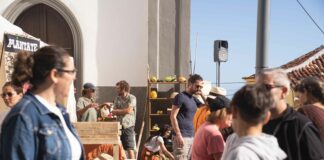 El Cabildo planifica actividades de dinamización comercial en San Sebastián y Valle Gran Rey