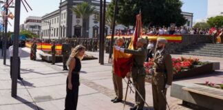 Actos en San Sebastián de La Gomera con motivo de la Jura de Bandera para personal civil