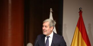 Fernando Clavijo aboga por “construir un futuro mejor” para Canarias