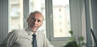 Planificación Financiera en la Mediana Edad: Construyendo un Futuro Seguro