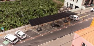 El Cabildo de La Gomera avanza en la instalación de nuevos puntos de recarga autosuficientes para vehículos