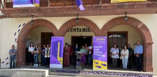 San Sebastián de La Gomera rinde homenaje a las víctimas mortales de la violencia de género