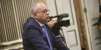 Curbelo apremia a aclarar cómo beneficiará a Canarias la quita de deuda del Estado