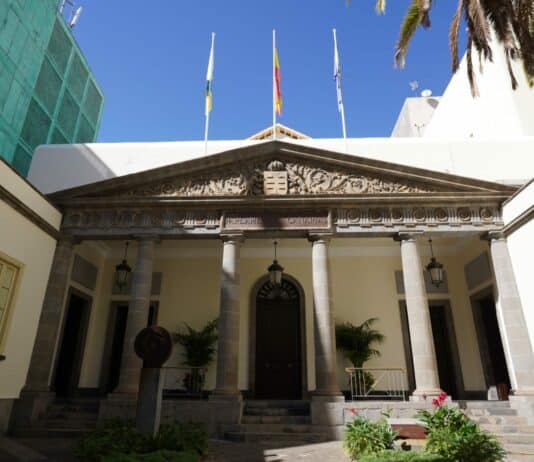 La pesca artesanal canaria agradece la aprobación por unanimidad de la PNL sobre el Reglamento de Control de la UE