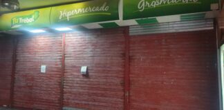 Este miércoles se cumplen siete días del cierre del hipermercado ¿Hasta cuándo?