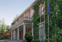 El Gobierno aprueba la subida salarial adicional del 0,5% para tres millones de empleados públicos