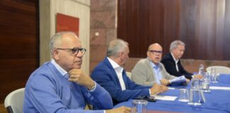 Curbelo advierte que si en materia de menores migrantes no se actúa ya, “será una catástrofe”