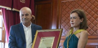 Ramón Rodríguez Mesa recibe el Premio Méritos Humanos San Sebastián de La Gomera 2024