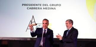 El presidente de Canarias entrega a Mamerto Cabrera el Premio Atlántico al Liderazgo en la modalidad Empresarial