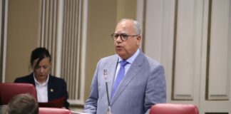 Curbelo demanda una reforma de la administración pública que mida la productividad y mejore la respuesta a la ciudadanía