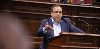 El PSOE denuncia que el Gobierno canario “desoye” a las camareras de piso por no incluir en la Ley de Turismo las camas elevables
