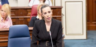 Jéssica de León propone un pacto regional por el turismo en el que participe el conjunto de la sociedad canaria