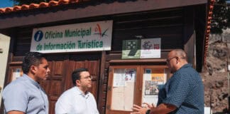 Valle Gran Rey, primer municipio de la isla en instalar señalética para la evacuación en caso de emergencia