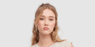 Camisetas de mujer: Tendencias que están conquistando La Gomera