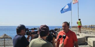 El municipio de Alajeró izó este lunes la Bandera Azul Europea