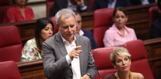 Franquis exige a Clavijo que “asuma responsabilidades” con su socio de Gobierno ante su “fracaso” en la acogida de menores migrantes