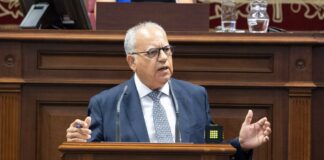 Curbelo impulsa que se incremente la atención a los miles de canarios residentes en Venezuela