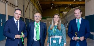 Gobierno de Canarias y Binter renuevan su convenio para facilitar los vuelos de escolares entre las islas