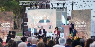 Curbelo llama a mantener la unidad canaria para hacer frente a la crisis migratoria en su intervención de las Colombinas