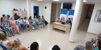 El Ayuntamiento de San Sebastián de La Gomera celebra la primera sesión de la Mesa de Comercio