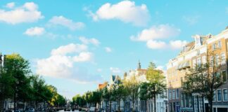 Construyendo una nueva vida en Holanda: Cómo los ciudadanos de la UE pueden conseguir empleo y reubicarse