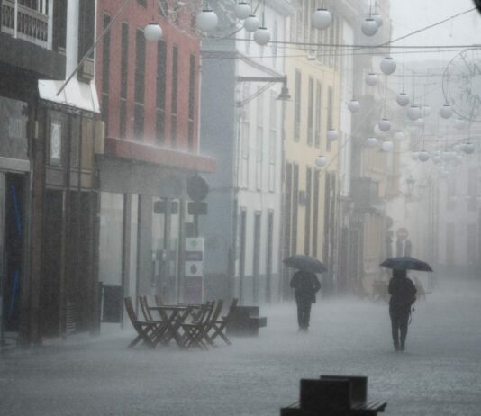 Vientos fuertes y lluvias en Canarias este 1 de diciembre