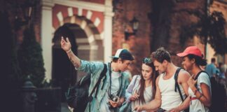 Cómo organizar un viaje con amigos sin que afecte tus finanzas personales