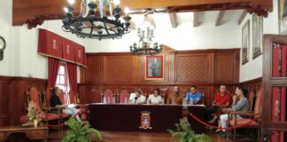 El Ayuntamiento de San Sebastián de La Gomera propone al IES San Sebastián para la distinción «Viera y Clavijo»