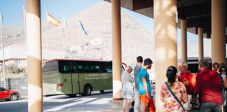 GuaguaGomera activa unos servicios mínimos del 80% durante la huelga de transportistas