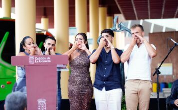 El silbo gomero se afianza en el sistema educativo como herramienta de aprendizaje y cultura