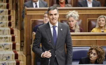 Sánchez baraja convocar elecciones en noviembre
