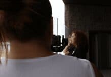 Mujeres migrantes aprenden a hacer vídeos cortos con los que contar al mundo su experiencia