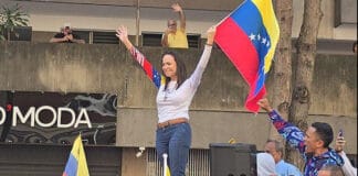 María Corina Machado, violentamente detenida durante las protestas en Venezuela