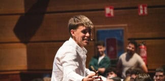 Sanidad, Educación y Cultura continúan en La Gomera con la representación de la obra ‘Loco’ sobre la sensibilización de las patologías de salud mental entre los jóvenes