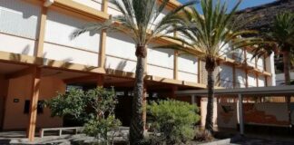 La Consejería de Educación reconoce al IES San Sebastián con la distinción Viera y Clavijo 2024