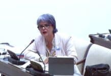 Esther Rodríguez celebra el fin de las llamadas en espera “eternas” para ser atendido por una máquina