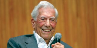 El novelista peruano-español Mario Vargas Llosa falleció este domingo a los 89 años