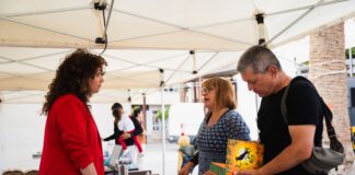 La Gomera celebra una nueva jornada de la Feria Insular del Libro en torno al teatro y la literatura