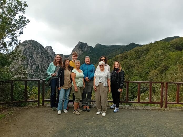150525 Representantes de agencias suizas especializadas en turismo activo en su visita a la isla de La Gomera