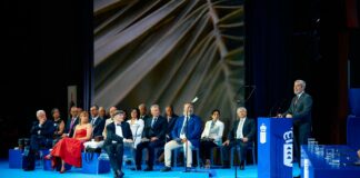 Clavijo llama a “toda Canarias” a unirse en defensa de su derecho a “construir el país que puede y quiere ser”