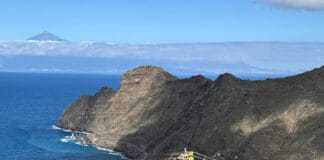 Endesa invierte 410.000 euros en la reposición de 12 torres eléctricas dañadas por la borrasca Dorothea en La Gomera
